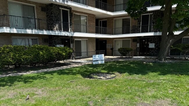 Photo - 469 Hirsch Ave Condo Unit 3E