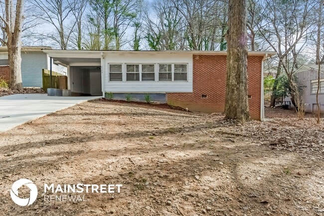 Building Photo - 6104 Holiday Blvd