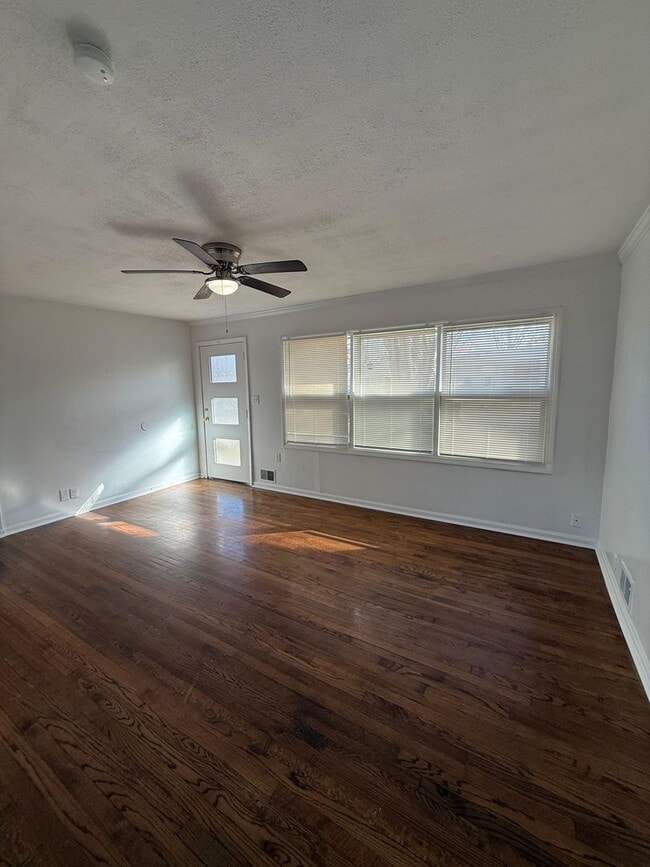 Photo - 4 bed 1 bath