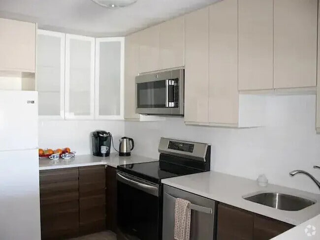 Building Photo - 461 Washington St Rental