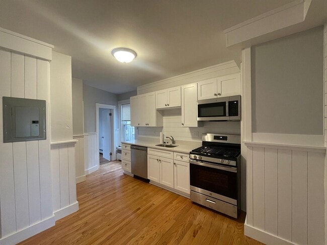 Photo - 545 Somerville Ave Apartments Unit 3