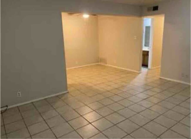 Photo - 2834 Ridgecrest Dr House
