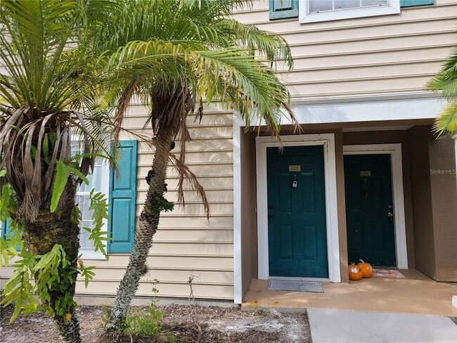 Building Photo - 8911 Manor Loop Unit 205