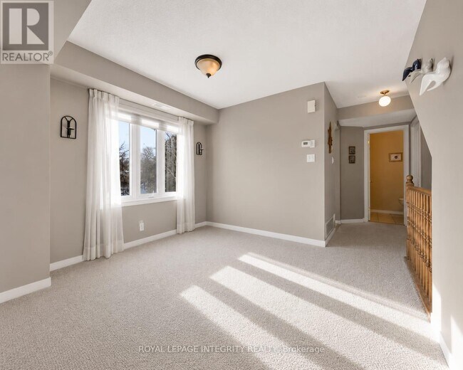 Photo - 1660 Locksley Ln