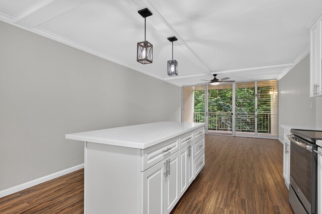 95-257-257 Waikalani Dr