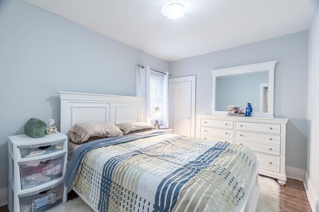 Photo - 571 St James St Unit Main