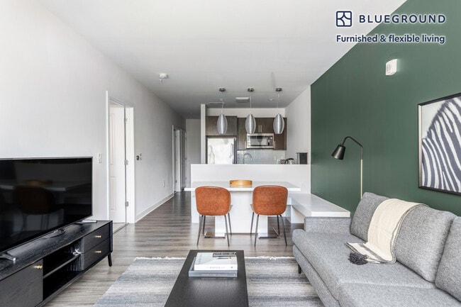 Photo - 3110 10th St N Unidad FL2-ID261