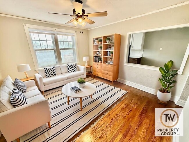 Building Photo - 1240-72 Hawthorne Pl Unit 1264 - A Rental