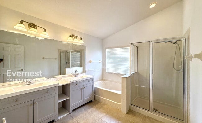 Photo - 692 Sea Holly Dr