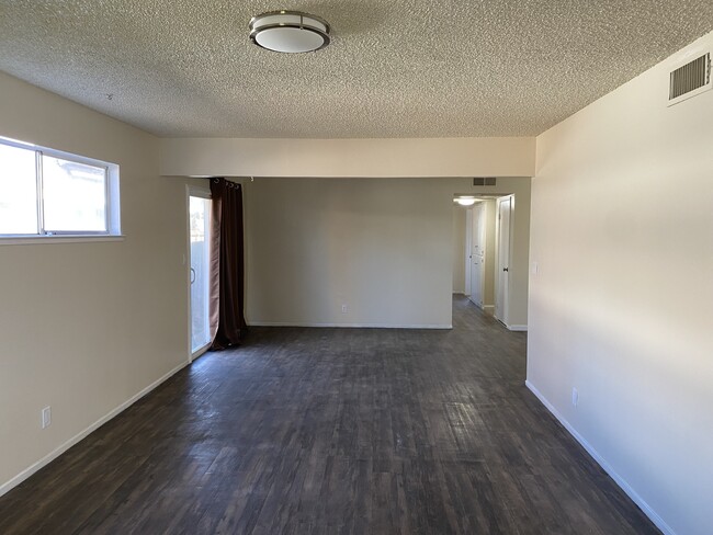 Photo - 2713 El Caprice Dr