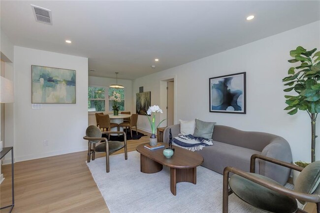Photo - 3026 Brook Dr