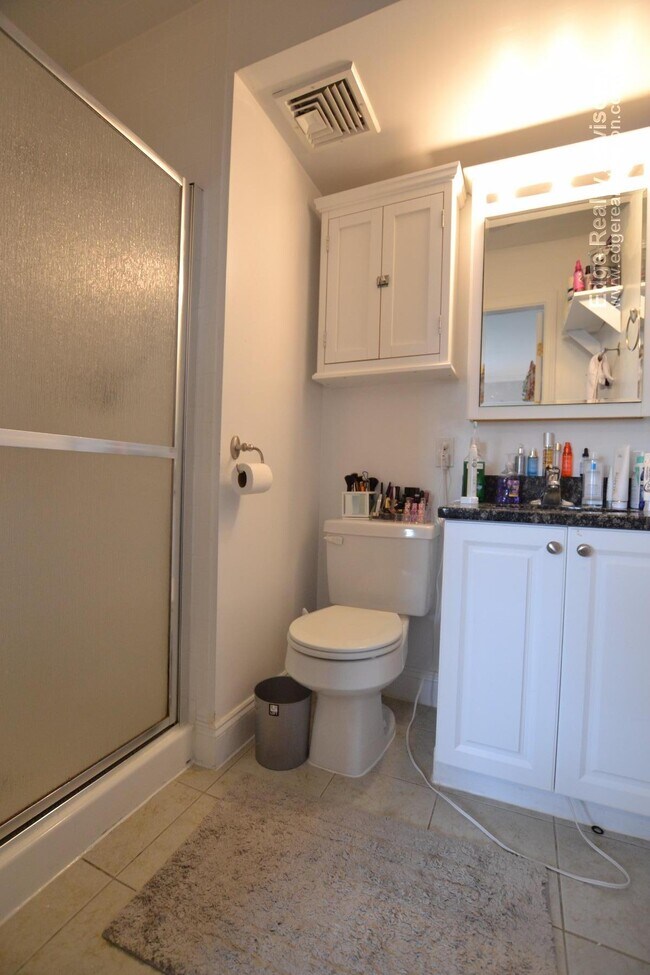 Photo - 120 Newton St Unit 1