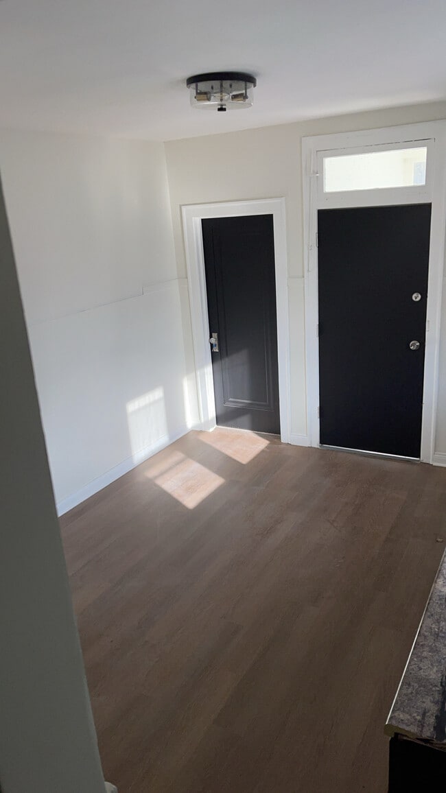 Photo - 10439 S Eggleston Ave