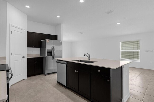 Photo - 269 Lawson Ave