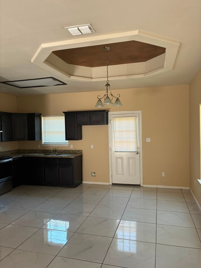 3108 Rosemary Dr Unidad 2
