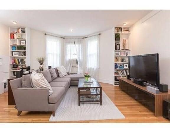 Photo - 247 Beacon St Unidad 7