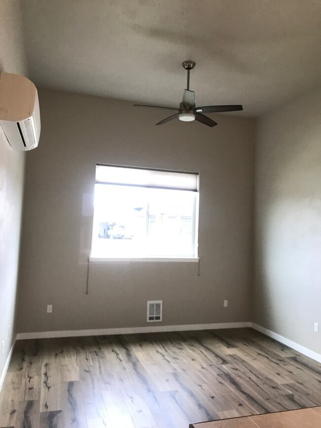 Photo - Cute and Cozy ADU in SW Redmond!
