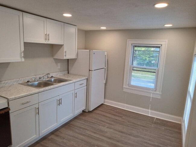 Photo - 1222 Broadway