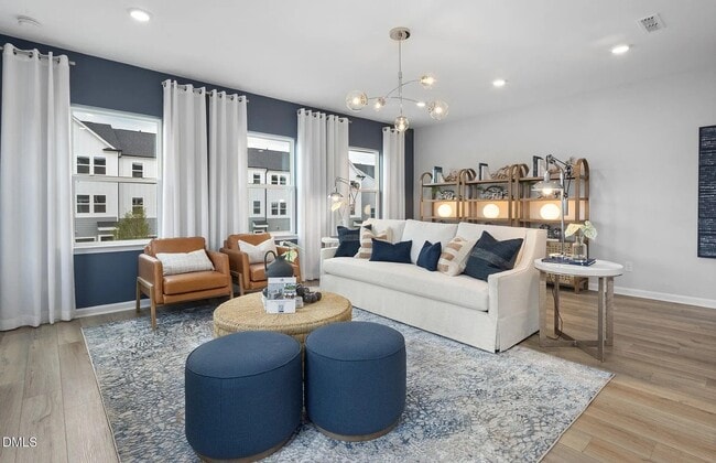 Photo - 1620 Tamarisk Ln