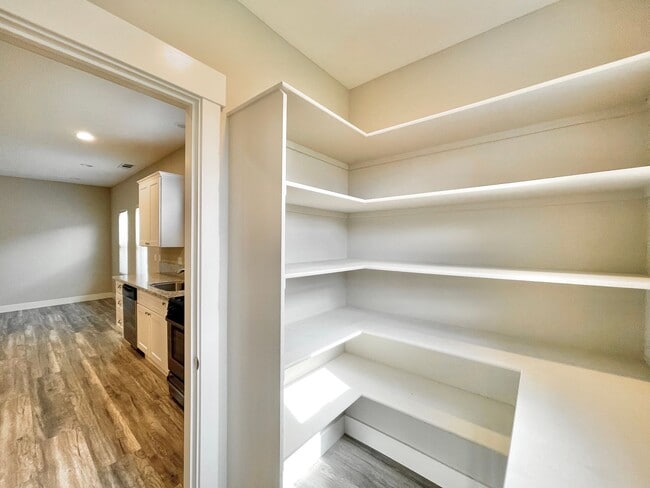 Photo - 1220 T St Unit 02