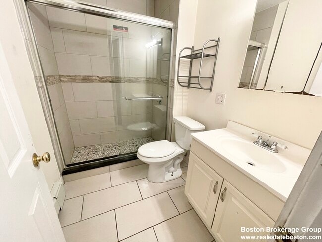 Photo - 69 Calumet St Unit 2