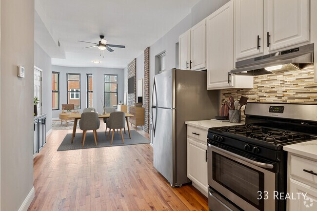 Building Photo - 1337 W Huron St Unit 2F Rental