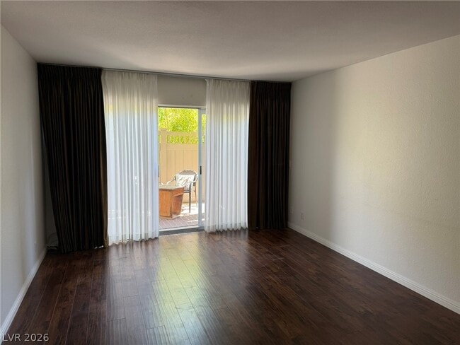 Photo - 650 Oakmont Ave Unit 2113