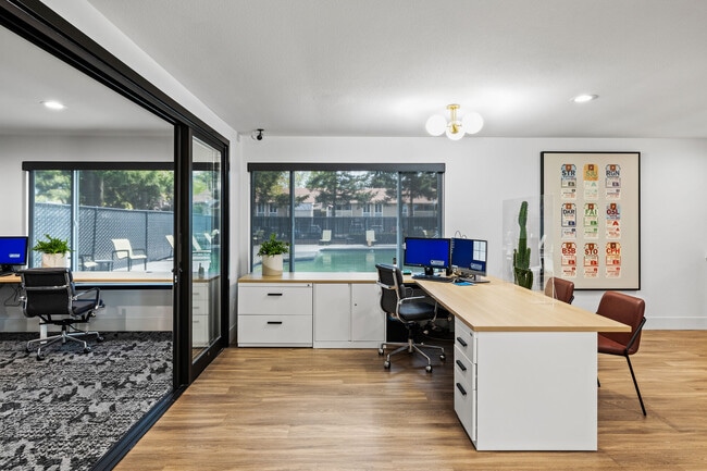 The Woodmark apartments — community photo