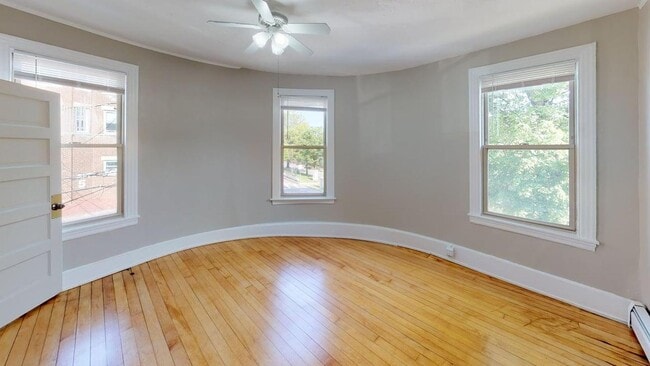 Photo - 1729 Commonwealth Ave