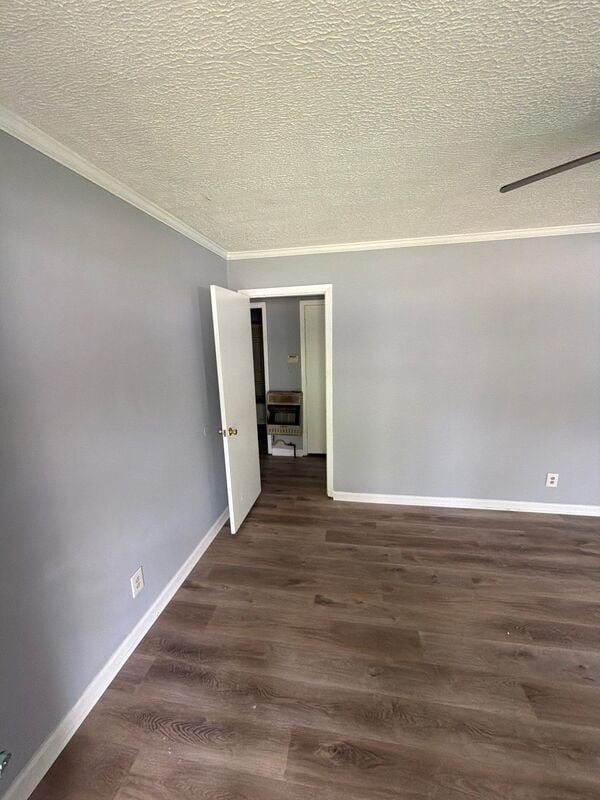 Photo - 1033 Dorgan St