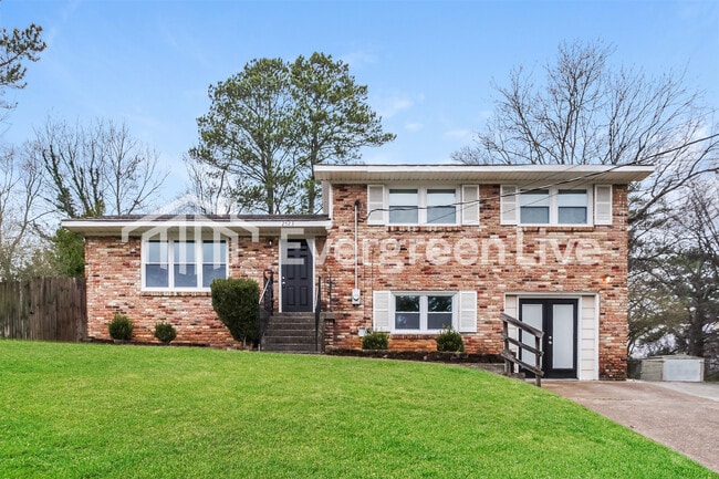 Building Photo - 2523 Birchfield St NW