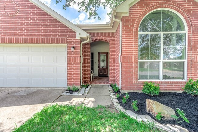 Photo - 6210 Newbury Dr