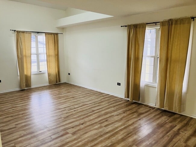 Photo - 3524 Willowview Ct