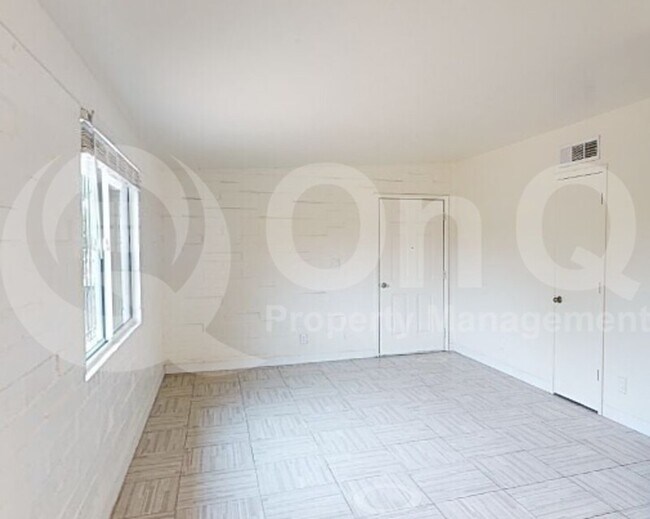 Photo - 503 W President St