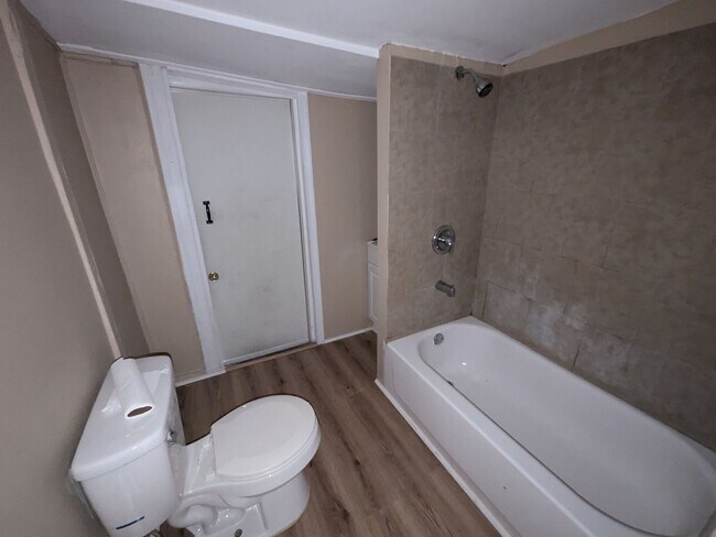 Photo - 4921 C St Unit 1