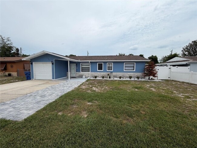 Photo - 1767 Valencia Ave