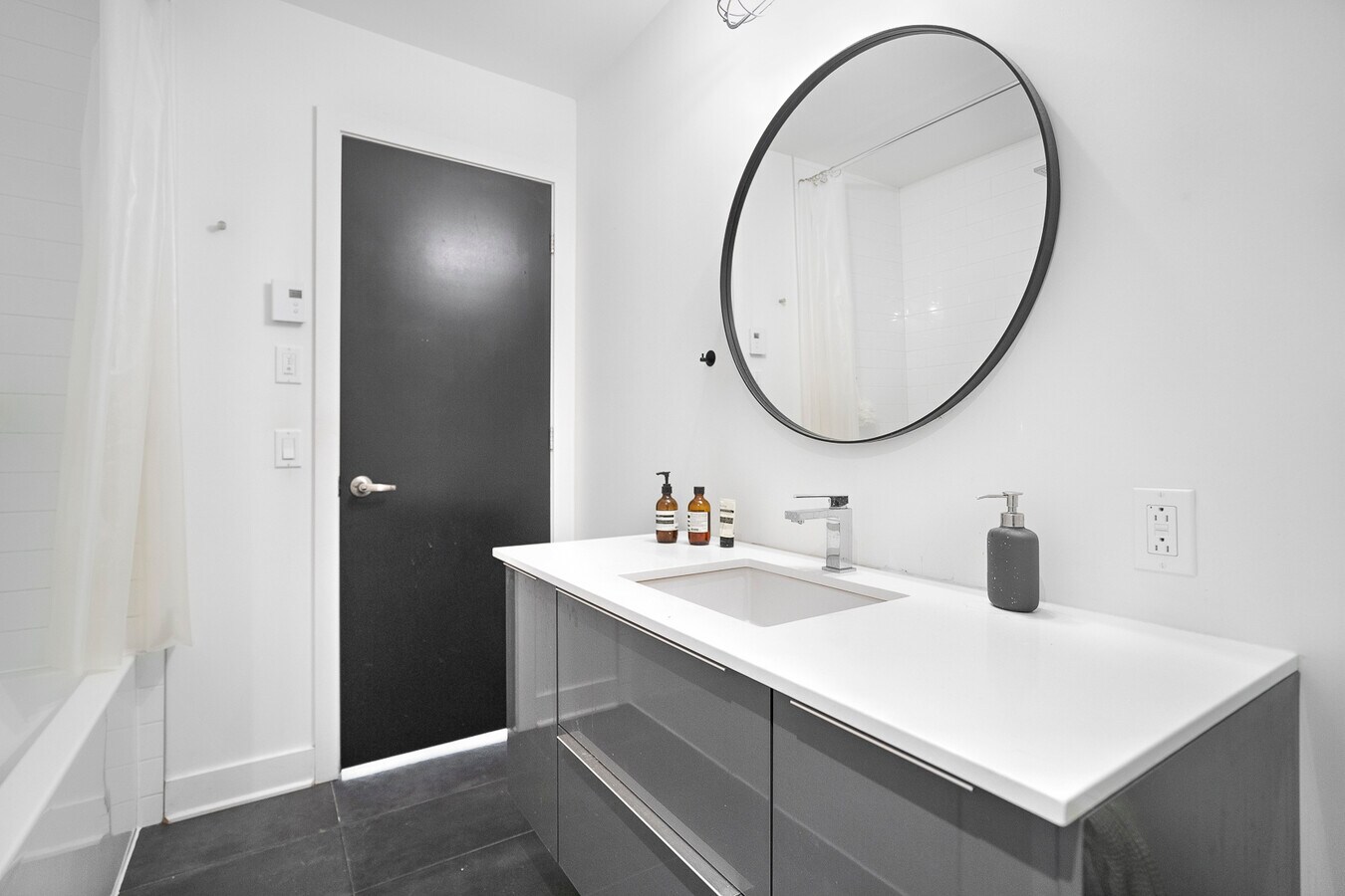 Photo - Lofts Clark Unit 205