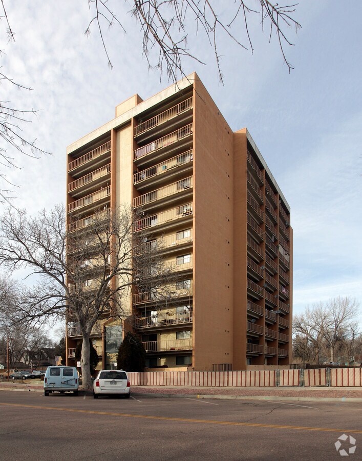 Photo - Centennial Plaza Apartments