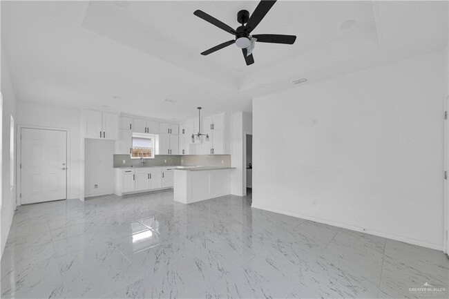 11403 N 24th St Unit 2