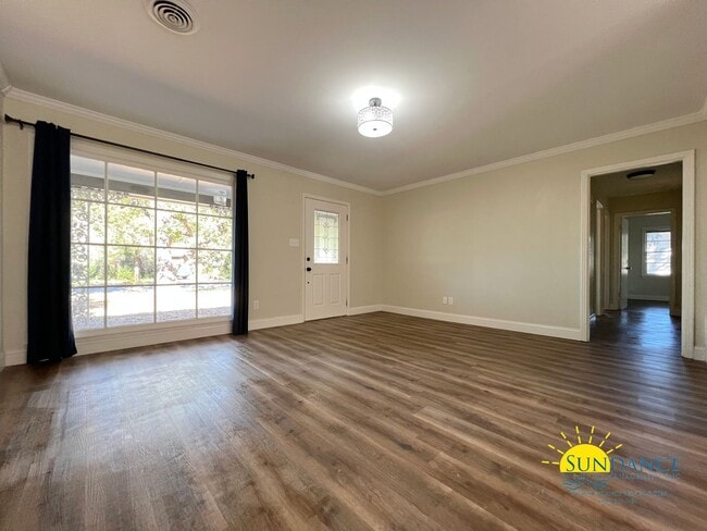 Photo - Stunning 3 Bedroom Home in Fort Walton Beach!s