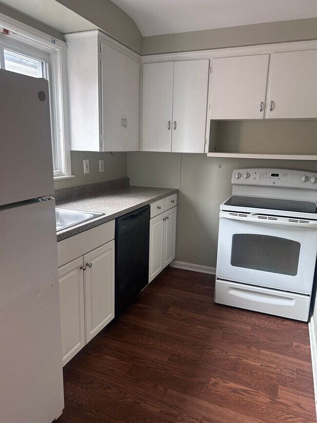 Photo - JHEN - HENRIETTA Unit 771