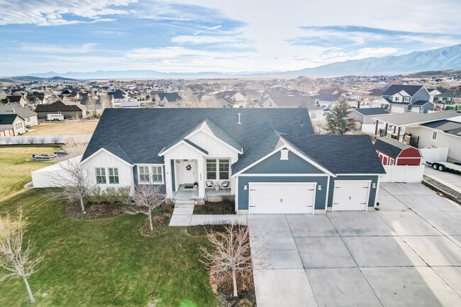 Photo - Beautiful 6-Bedroom Home in Eagle Mountain!