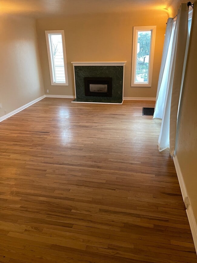 Photo - 4176 Highland Dr