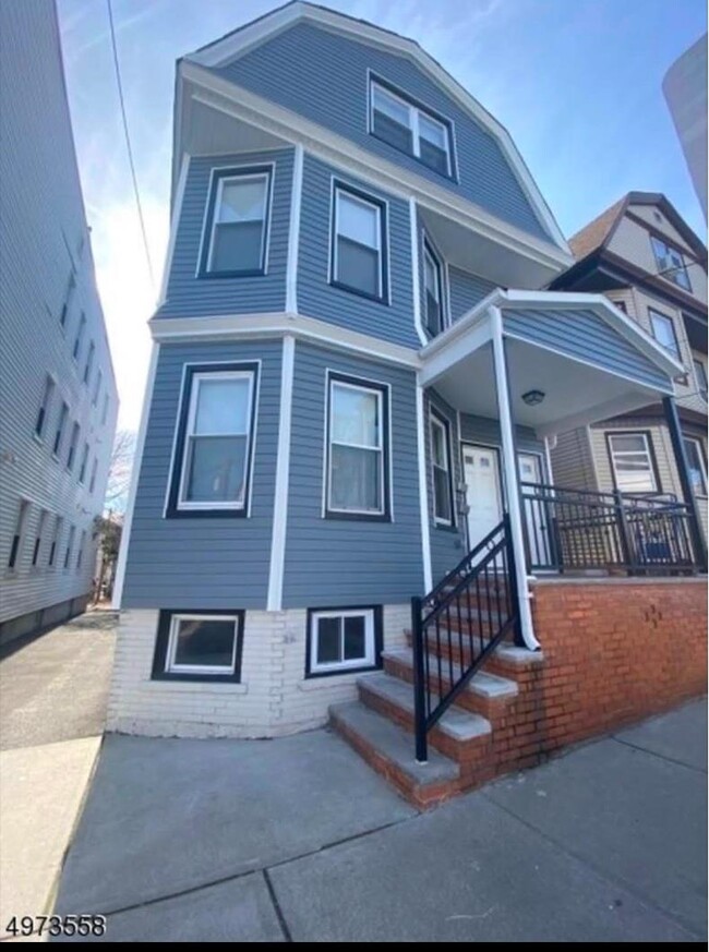 Photo - 144 Wilson Ave Apartamento Unidad 1