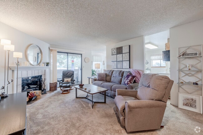 Alameda Unit - 2BR, 1.5BA - 980SF - Livingroom - Alameda West Apartments