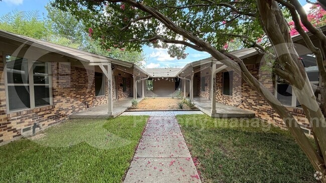 Building Photo - 9351 Angora St Rental