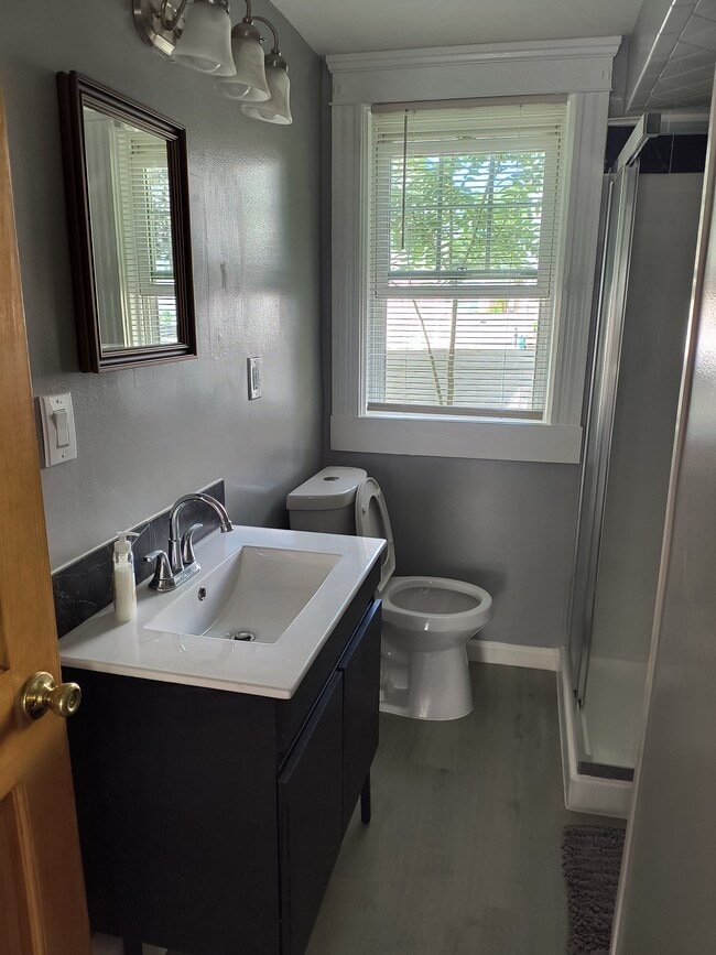 Photo - 161 Lynch St Unit #1