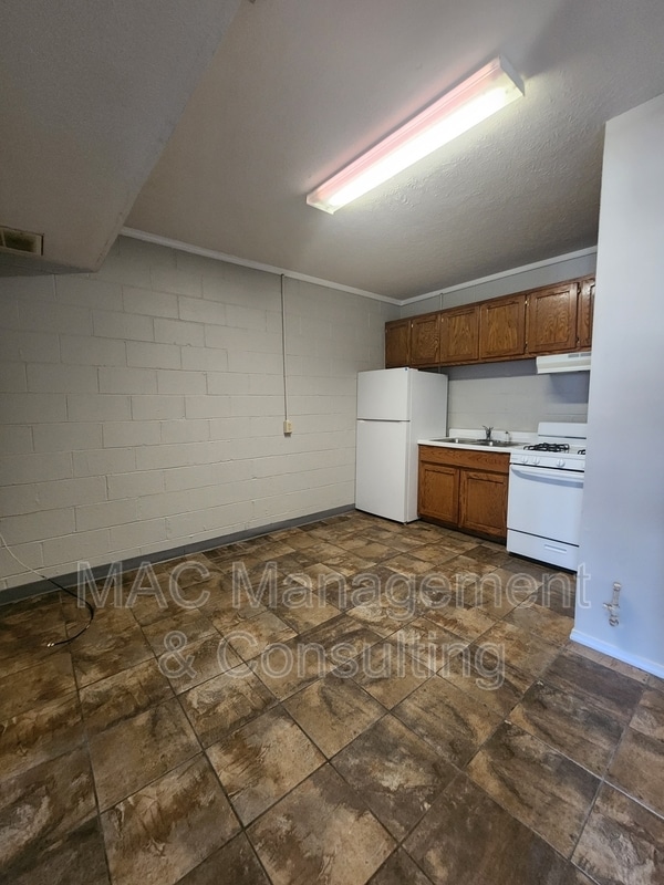 Photo - 1325 Virginia Ave Unit B2