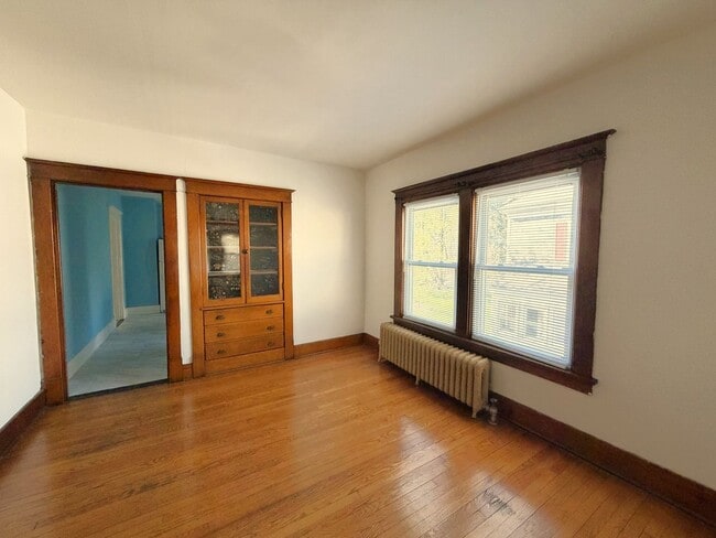 Photo - Charming 3-Bedroom Apartment in a Prime Location