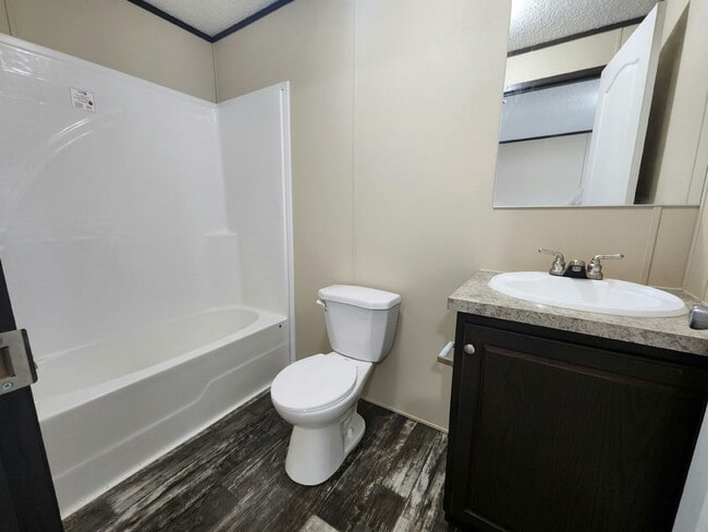 Photo - 99 Lincoln Dr